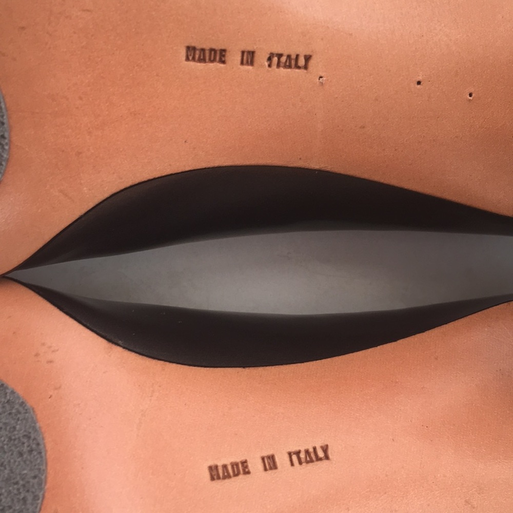 Salvatore Ferragamo Classic 9.5 Made in Italy - Picture 8 of 17